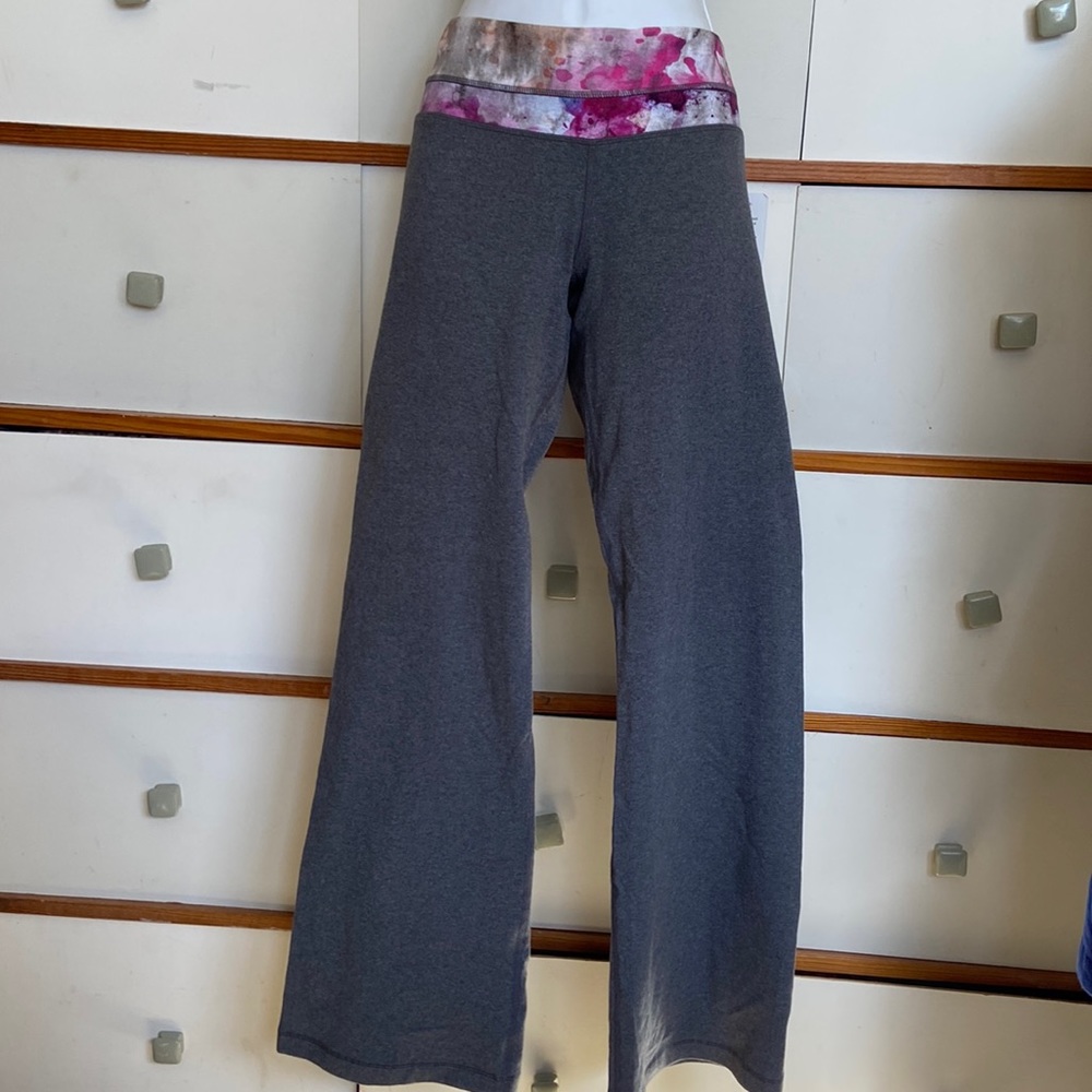 Lululemon sport pants, women’s size small NEW